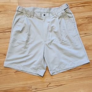 MEN'S KHAKI GOLF SHORTS NO BRAND SIZE 36 WAIST ADJUSTABLE